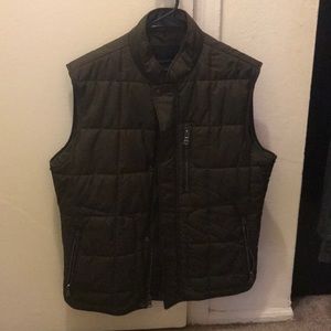 Banana republic brand puffer vest